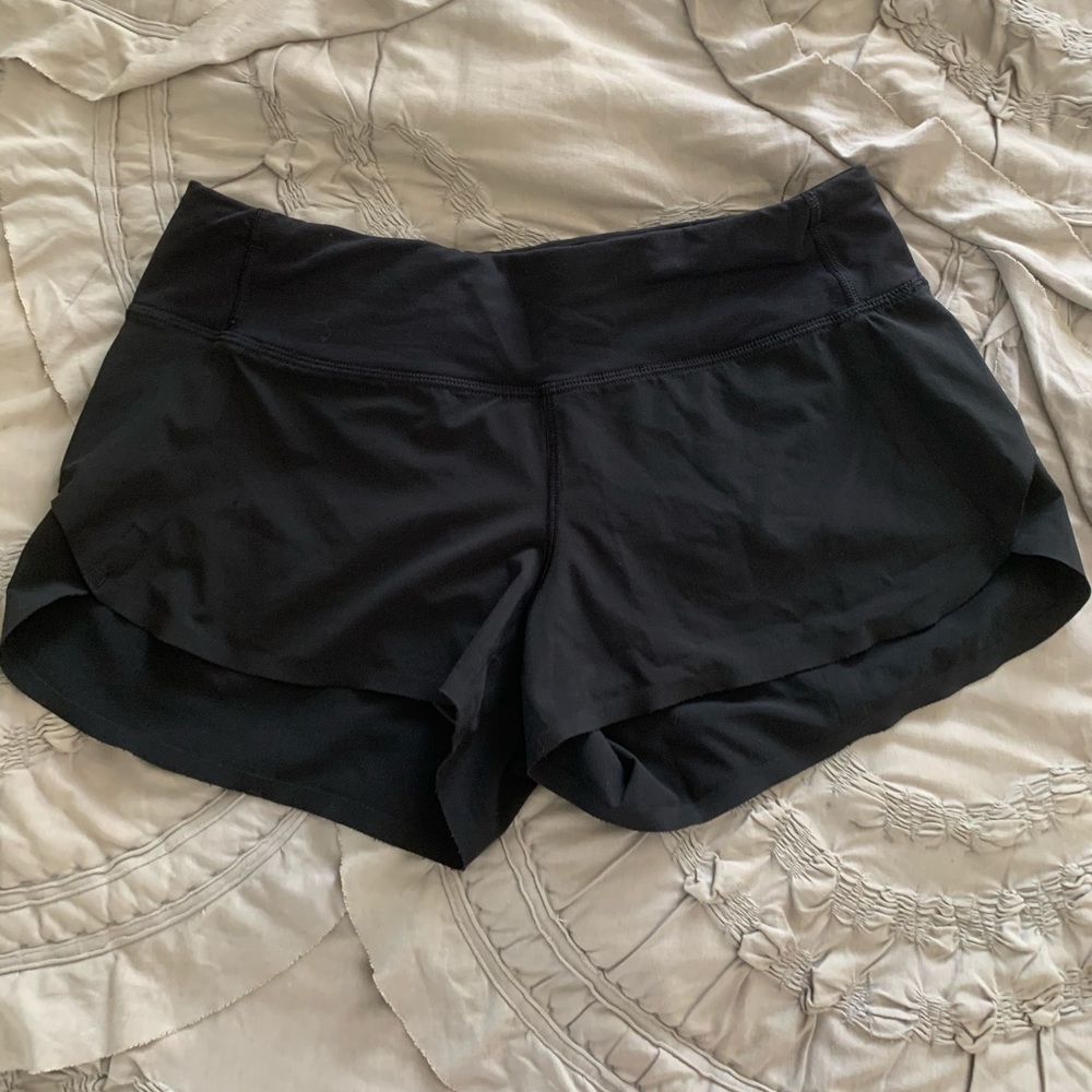 Lululemon Shorts size 4